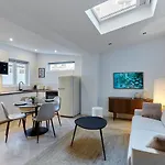 Apartment Arc De Triomphe By Studio Prestige